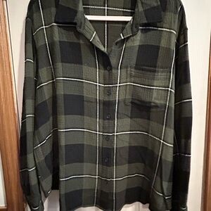 Maurices Women's Black and Green Plaid Button Down Shirt